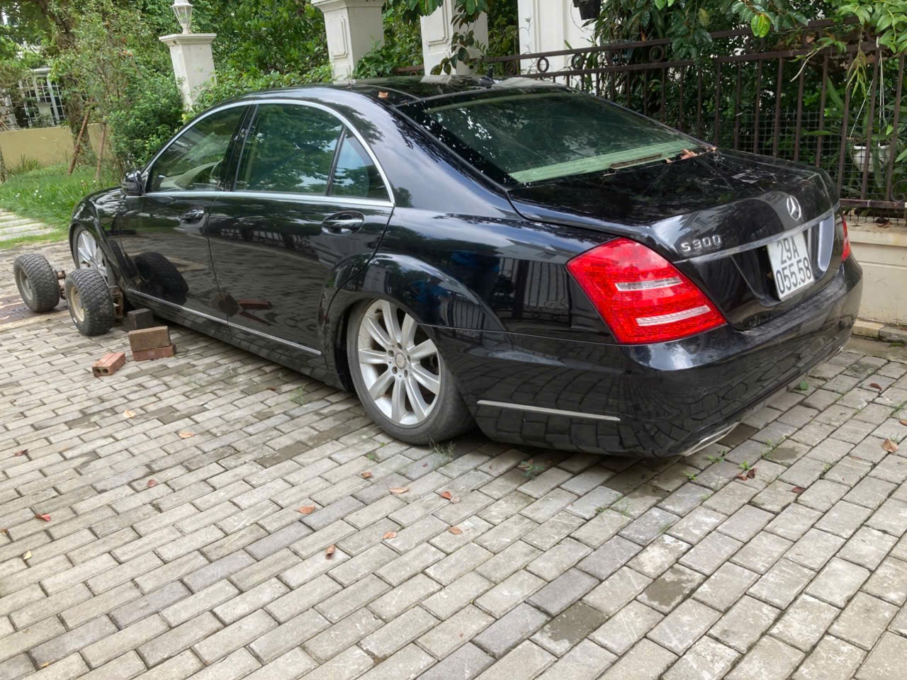 Hướng dẫn liên hệ đội cứu hộ uy tín