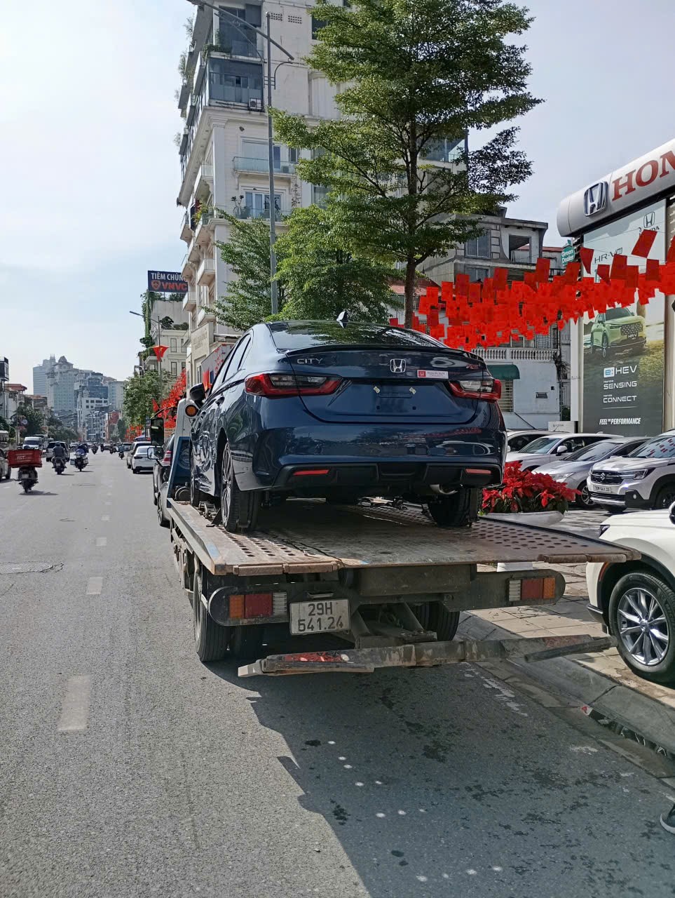 Cứu hộ đèn táp-lô báo đỏ