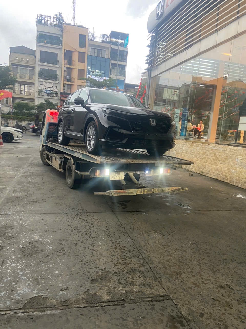 Vô lăng xe bị khóa do vài lý do