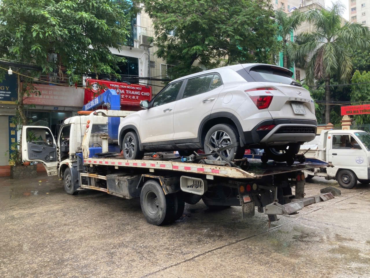 cứu hộ xe bị gãy trục